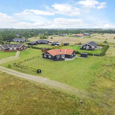 Arnger - 300m To The Fjord By Interhome Feriehus